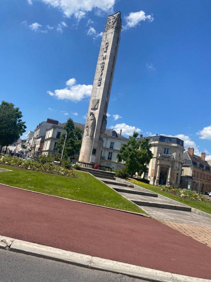 Avenue De Champagne Epernay Private Parking Lejlighed Eksteriør billede